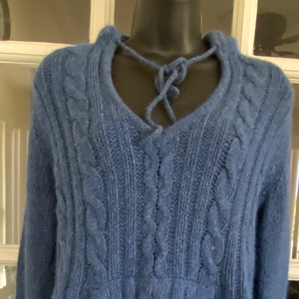 Lilu women’s cable knit sweater